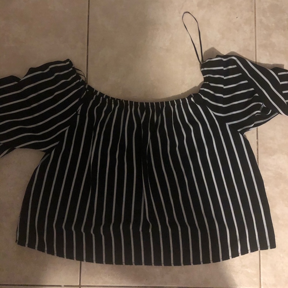 BLACK & WHITE STRIPED OFF THE SHOULDER TOP